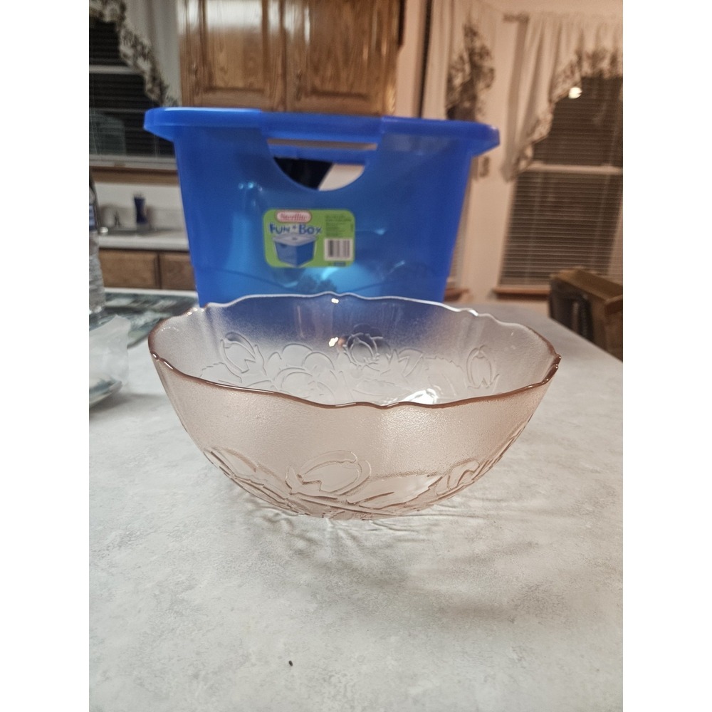 Arcoroc France Rose‎ Pink Glass Serving Salad Bowl Rosaline 9"